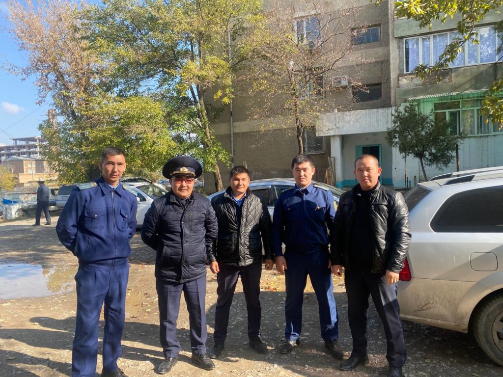 Турак жайдан чыгаруу жөнүндө Кызыл-Кыя шаардык сотунун чечими мажбурлап ...